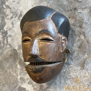 Masque Igbo (Ivo) du Nigeria