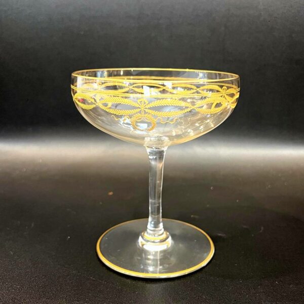 10 coupes à champagne en cristal de Baccarat modèle “Byzantine doré “ – Image 5