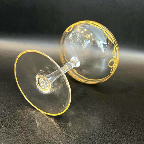 10 coupes à champagne en cristal de Baccarat modèle “Byzantine doré “ – Image 7