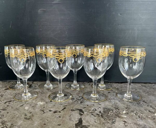 8 verres à eau en cristal de Baccarat modèle “Byzantine doré “ – Image 2