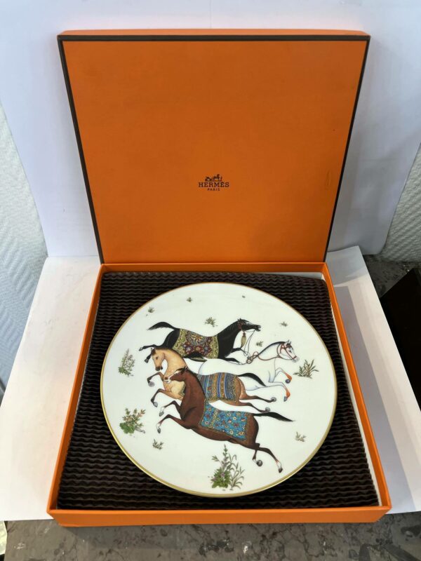 HERMÈS Paris - Plat/Assiette collection “Cheval d’Orient”