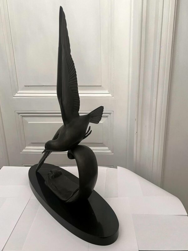 Art Deco- sculpture signée M.LEDUCQ-  “Mouette volant sur les vagues”- – Image 5
