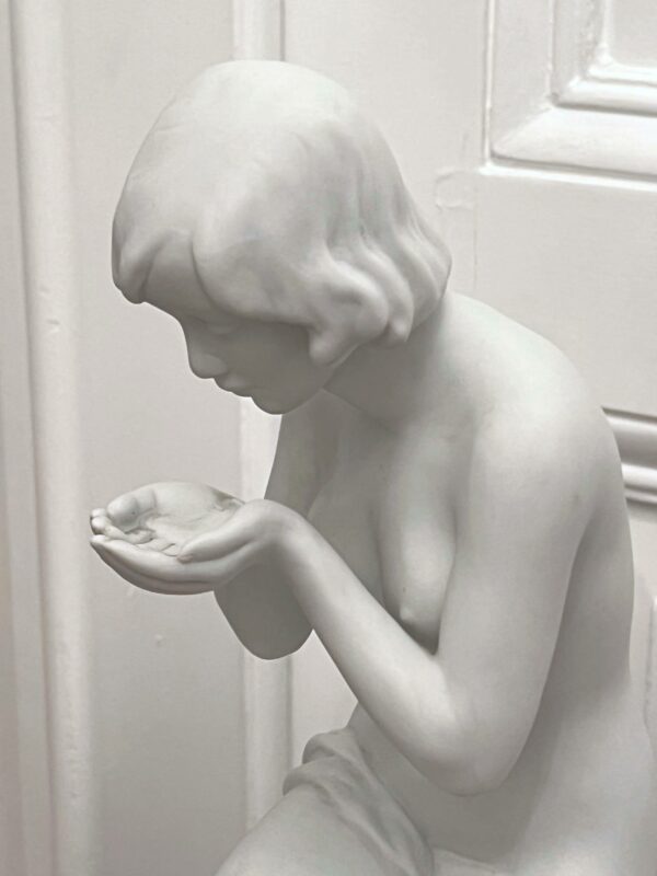Kurt STEINER biscuit de porcelaine « Jeune femme agenouillée » – Image 6