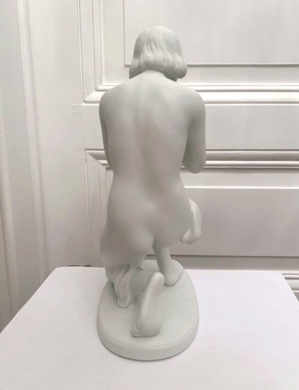 Kurt STEINER biscuit de porcelaine « Jeune femme agenouillée » – Image 5