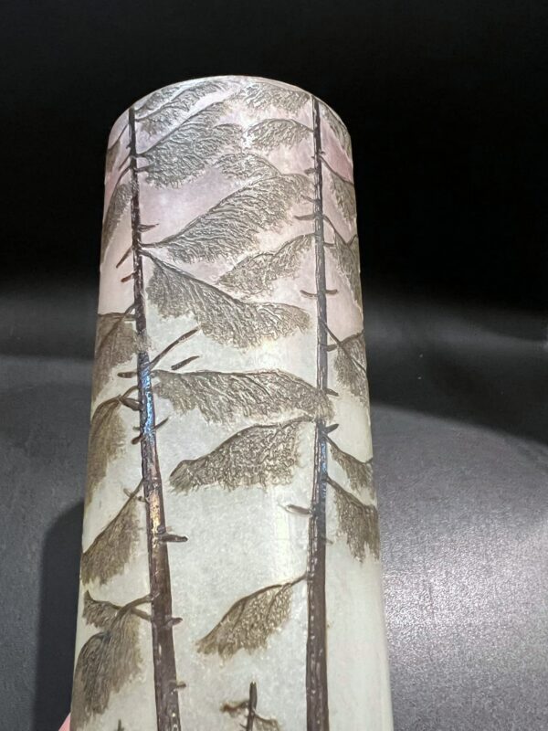 Legras Vase en verre à décor de paysage gravé à l’acide et peint à émail polychrome – Image 6