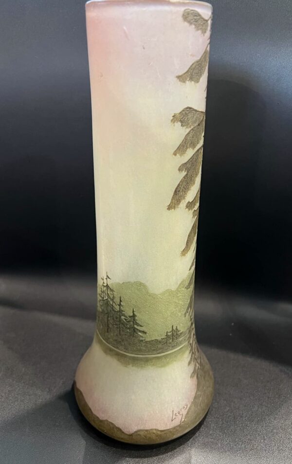 Legras Vase en verre à décor de paysage gravé à l’acide et peint à émail polychrome – Image 4