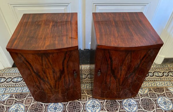 Paire de meubles Art Déco en loupe de noyer poli – Image 3