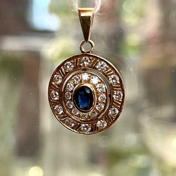Pendentif médaillon rond or jaune saphir et diamants