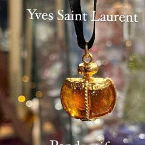 Yves Saint Laurent - Pendentif « flacon de parfum » doré