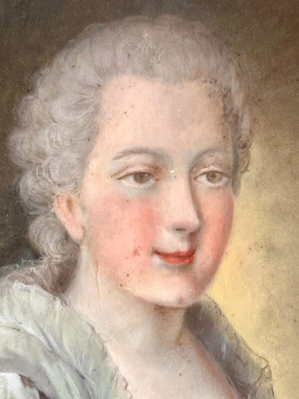 Pastel Portrait d’une jeune femme de qualité Ecole française XVIIIe – Image 2