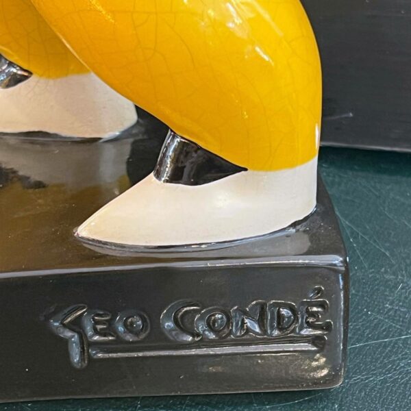 Geo Condé Sculpture Art Déco “ Le joueur de banjo” – Image 5