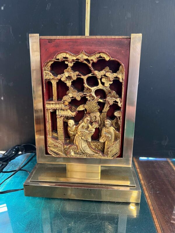 Lampe de table en laiton doré de style chinois – Image 2