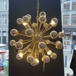 Lustre Spoutnik en métal et résine doré
