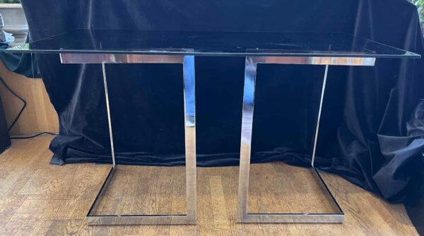 Console - table- bureau modulable, en métal chromé et tablette en verre fumé