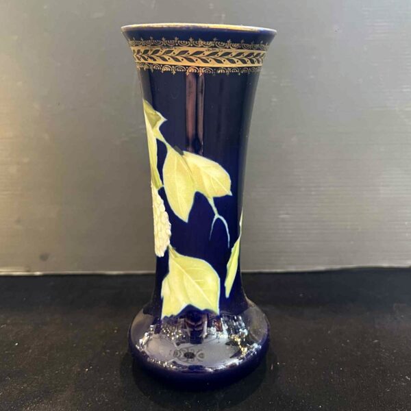 Rosenthal Vase en porcelaine à décor de fleurs  blanches – Image 4