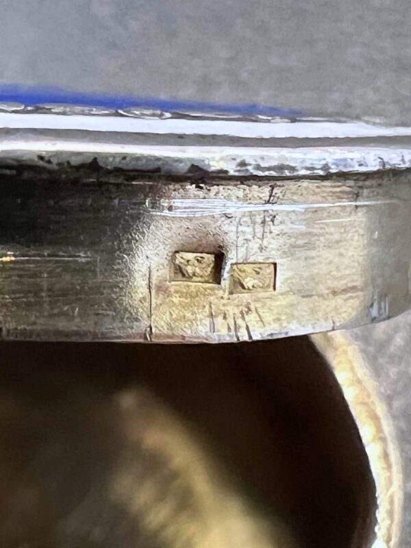 Boîte à pilules en argent à décor d’émail bleu – Image 8