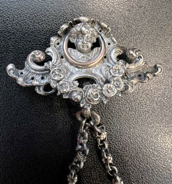 Broche - flacon à parfum en cristal et monture en argent et vermeil – Image 3