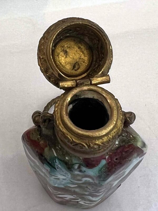 Flacon à parfum ou à sels avec sa chaînette de “châtelaine “ – Image 10
