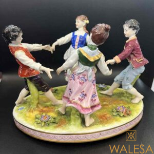 Groupe en porcelaine “Ronde enfantine" Volkstedt thuringe