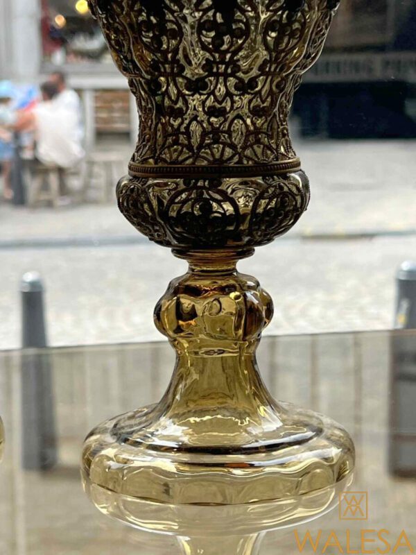 Paire de pokals en verre teinté topaze et monture en filigrane – Image 17