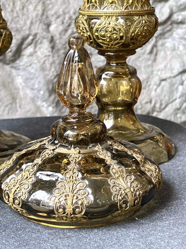 Paire de pokals en verre teinté topaze et monture en filigrane – Image 7