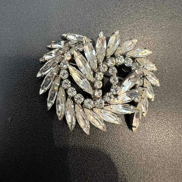 Christian Dior -1968 - parure métal argenté et strass – Image 12