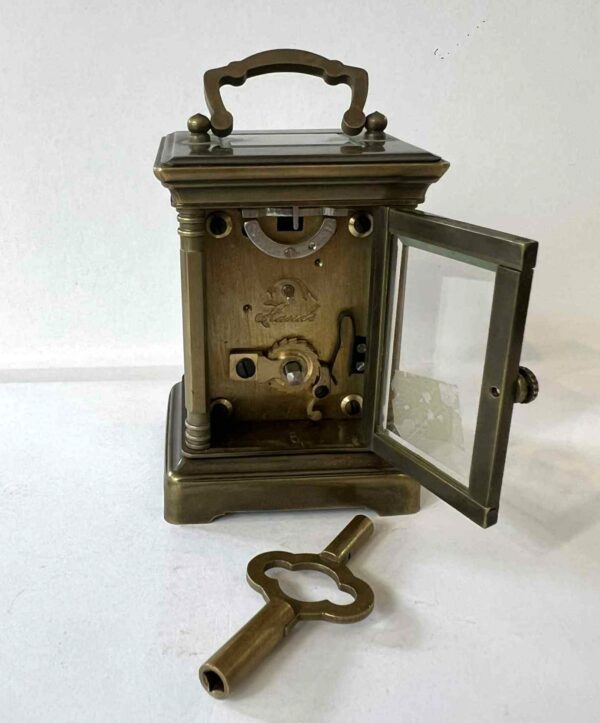 Pendulette de voyage dans son boîtier en laiton – Image 6