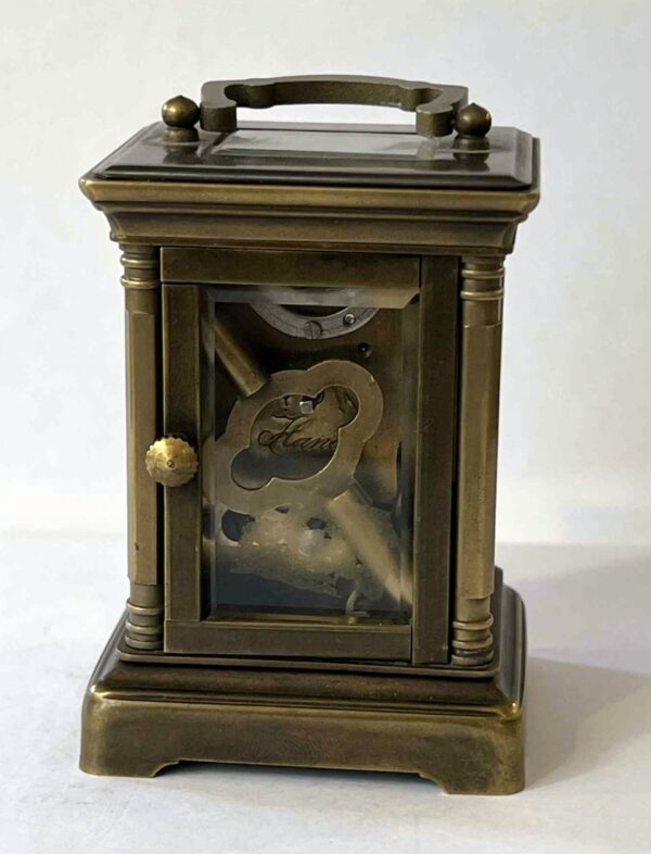 Pendulette de voyage dans son boîtier en laiton – Image 5