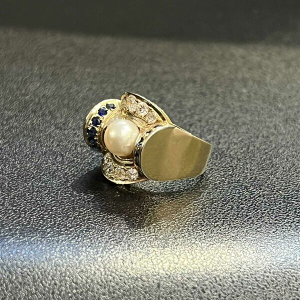 Bague Art Déco en or jaune 18K sertie d’une perle diamants et saphirs – Image 5