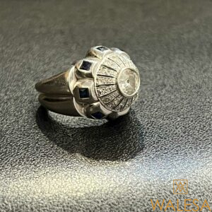 Bague en or blanc 18K sertie d’un diamant