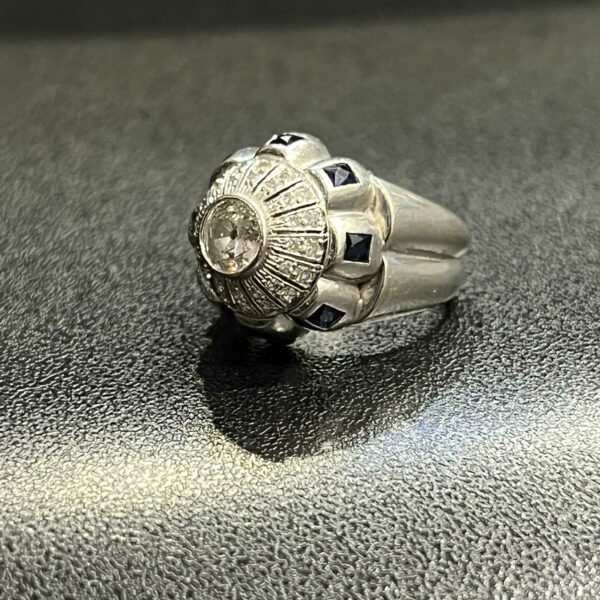 Bague en or blanc 18K sertie d’un diamant central – Image 5