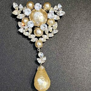 Broche Christian DIOR par Roger SCEMMA -1961