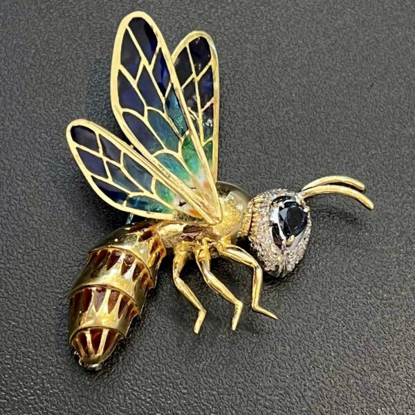 Broche « abeille » en or 18K, pierres précieuses et émail