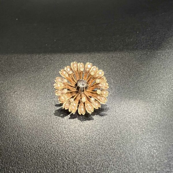 Broche en or jaune 18K sertie d’un diamant central – Image 2