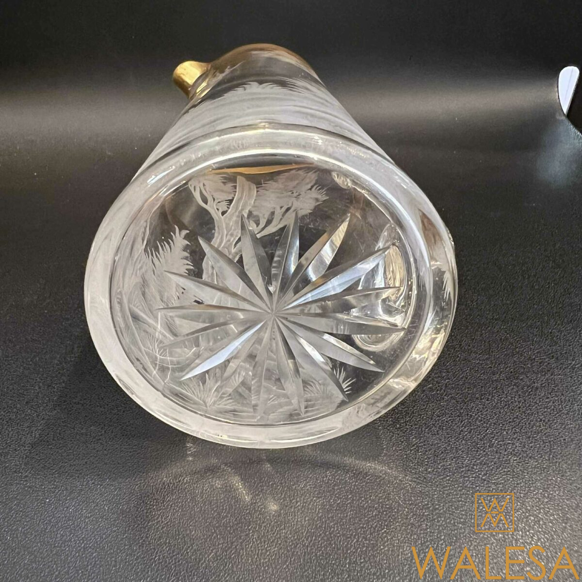 Carafe en cristal de Bohème taillée et gravée – Image 8