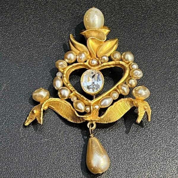 Christian LACROIX - Broche « cœur »