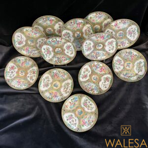 Canton - porcelaine de Chine- Famille rose - 12 assiettes