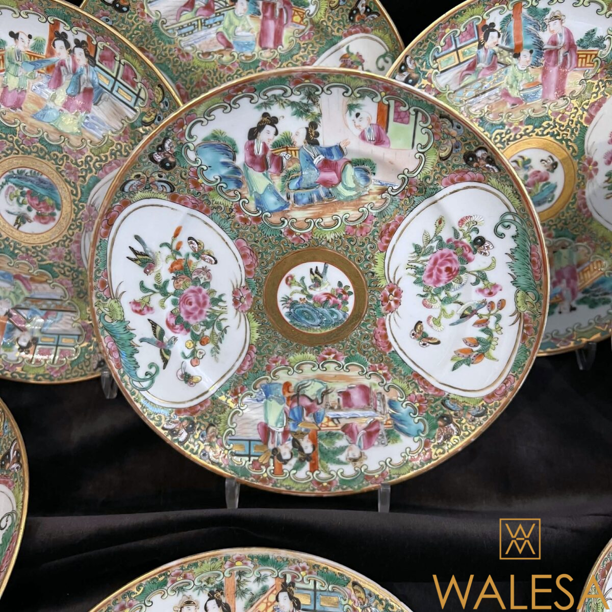 Canton - porcelaine de Chine- Famille rose - 12 assiettes – Image 5