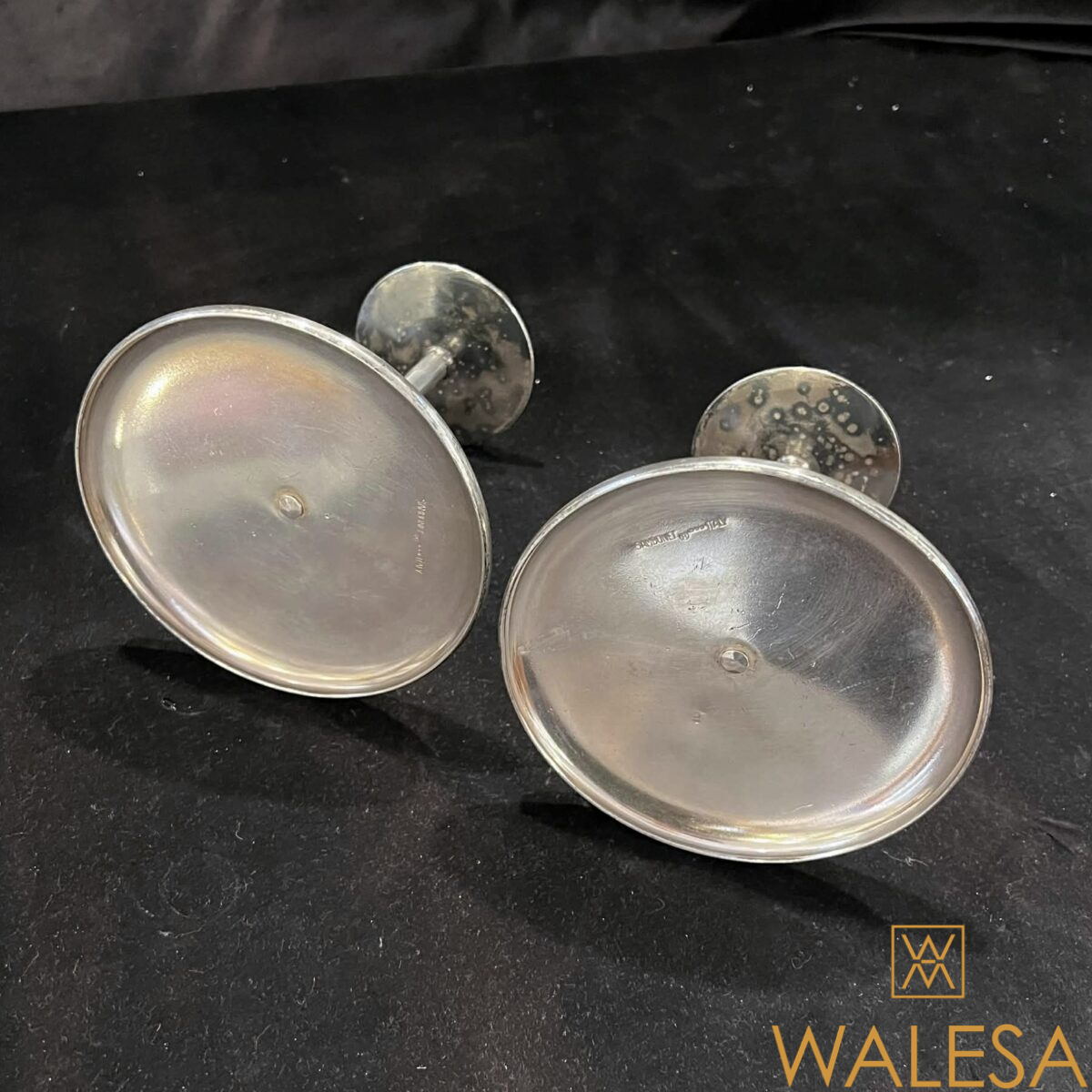 SAMBONET - Italie - paire de flambeaux-bougeoirs en métal argenté – Image 5