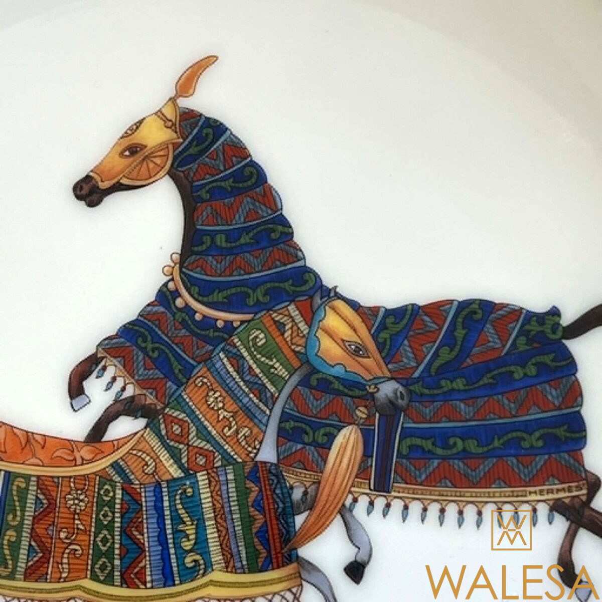 Hermès deux assiettes à pain en porcelaine modèle cheval d’ Orient – Image 5