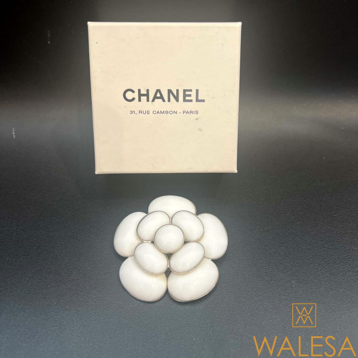 Chanel broche transformable en pendentif – Image 15
