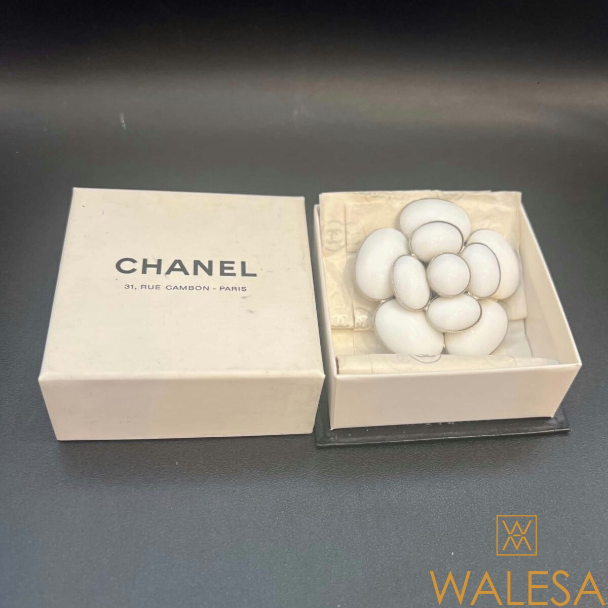 Chanel broche transformable en pendentif – Image 3