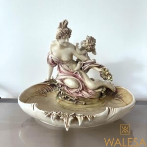 Amphora Austria - Coupe- vide-poches en biscuit de porcelaine polychrome