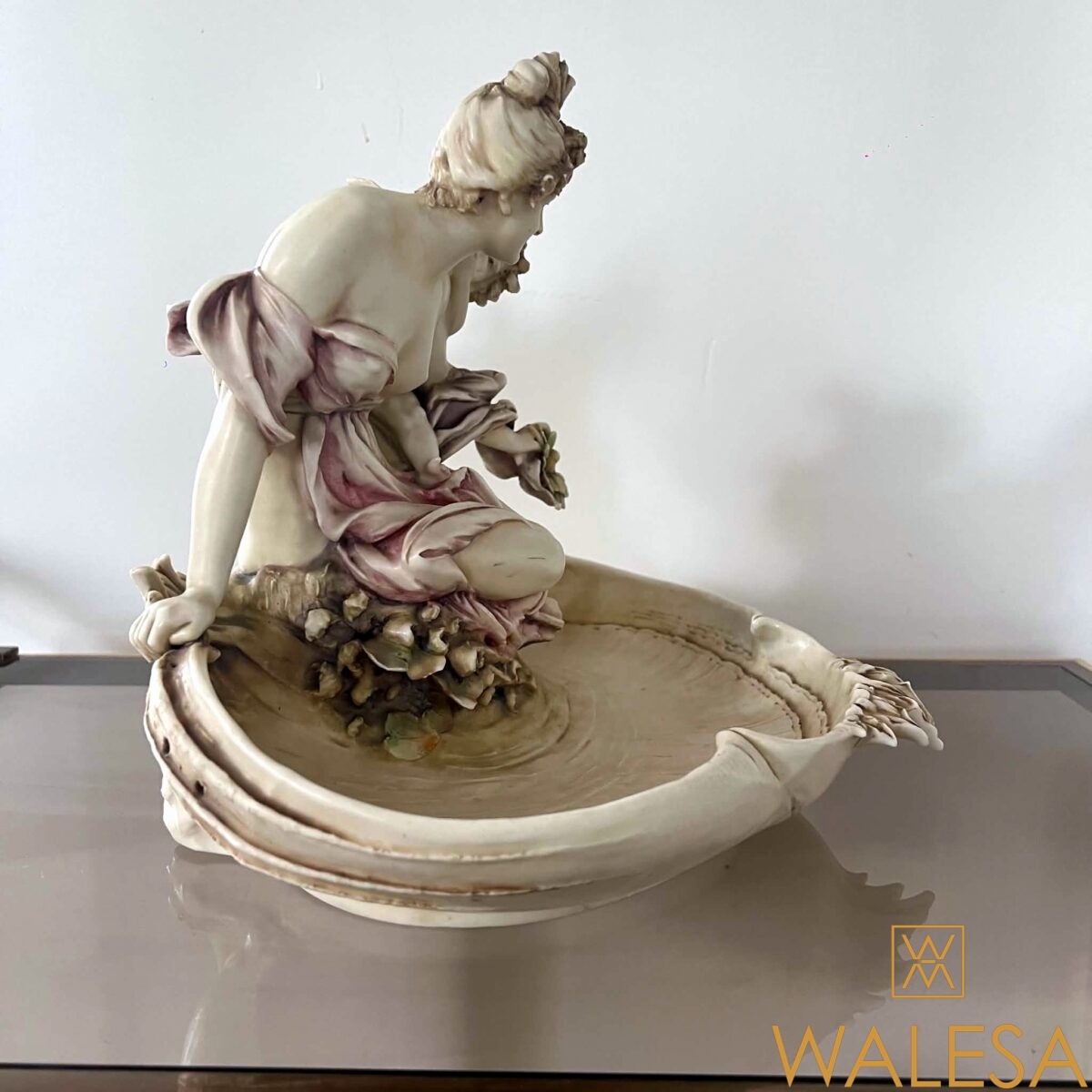 Amphora Austria - Coupe- vide-poches en biscuit de porcelaine polychrome – Image 5