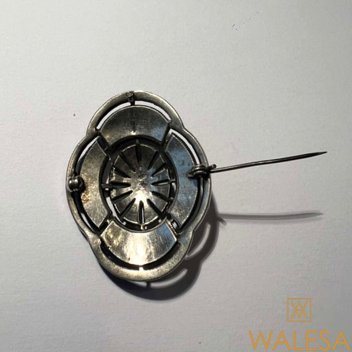 Broche Art-Deco en argent marcassites et barrettes cristal – Image 6