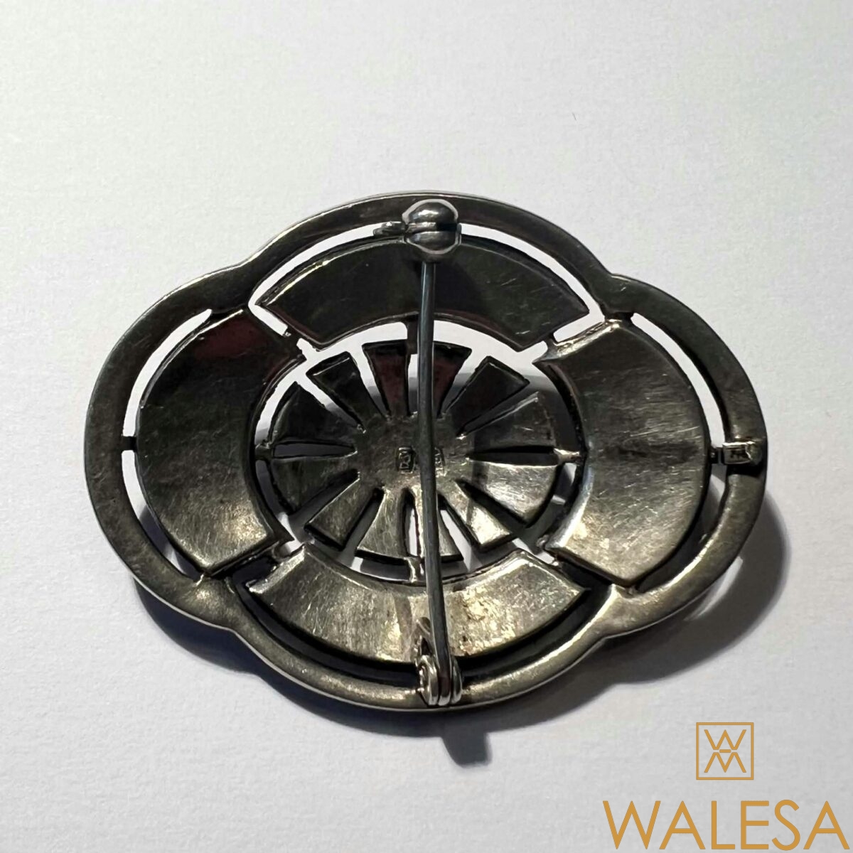 Broche Art-Deco en argent marcassites et barrettes cristal – Image 5