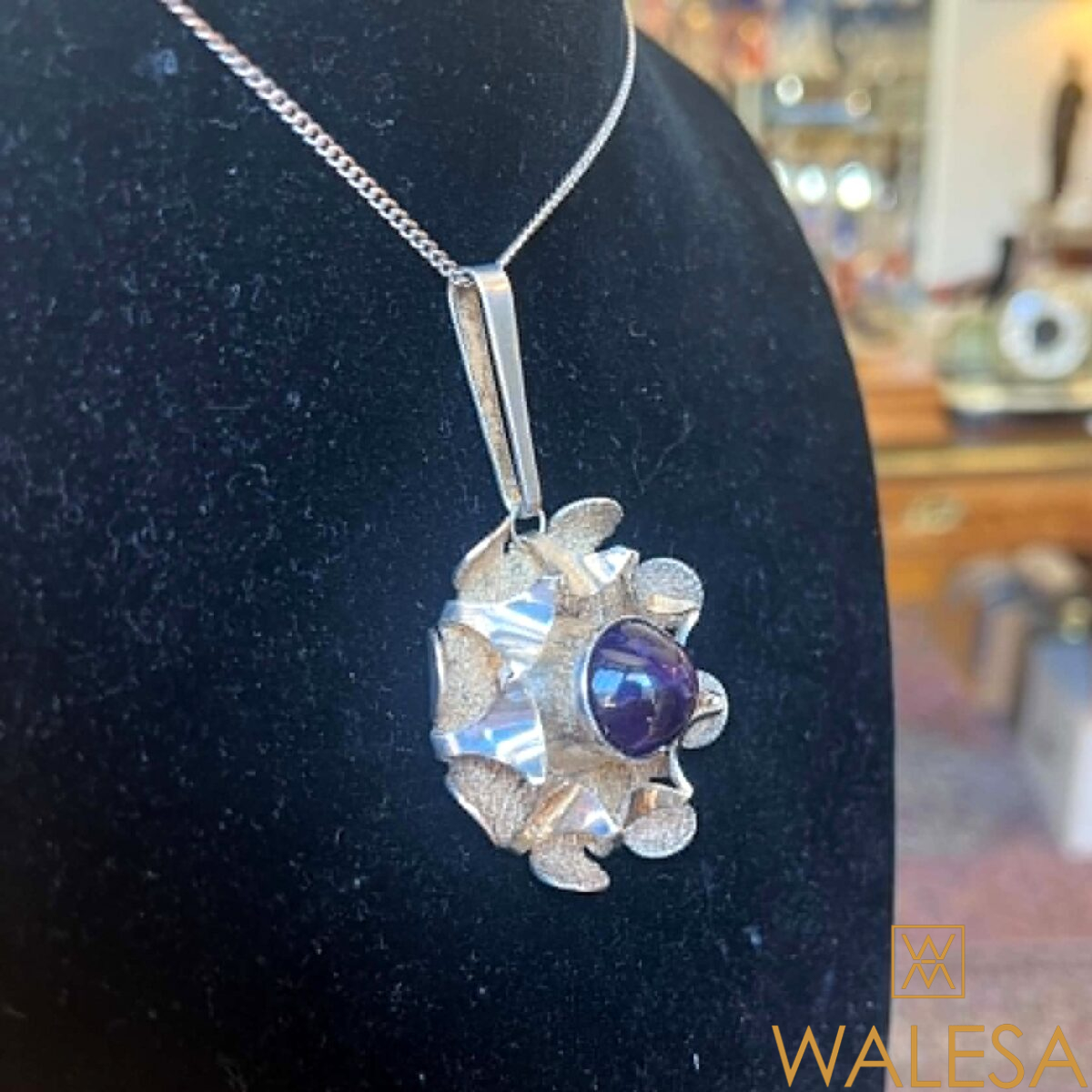 Collier pendentif moderniste ALTON Theresia HVORSLEV – Image 3